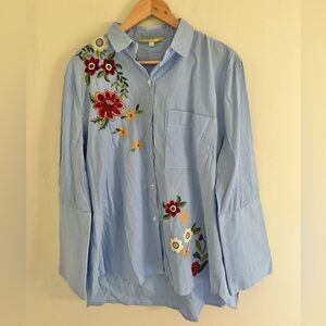 NWT Gianni Bini Blue Pinstripe Floral Embroidered Button Down Blouse Cotton Boho
